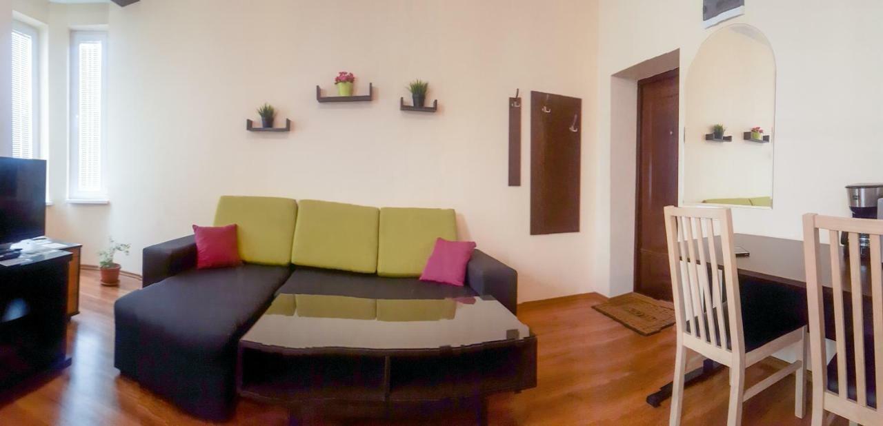 Studio Cathlyn Sofia Exterior photo
